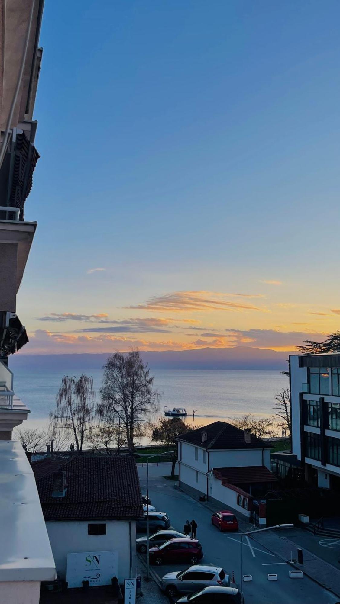 Exclusive Apartments With Lake View Охрид Экстерьер фото